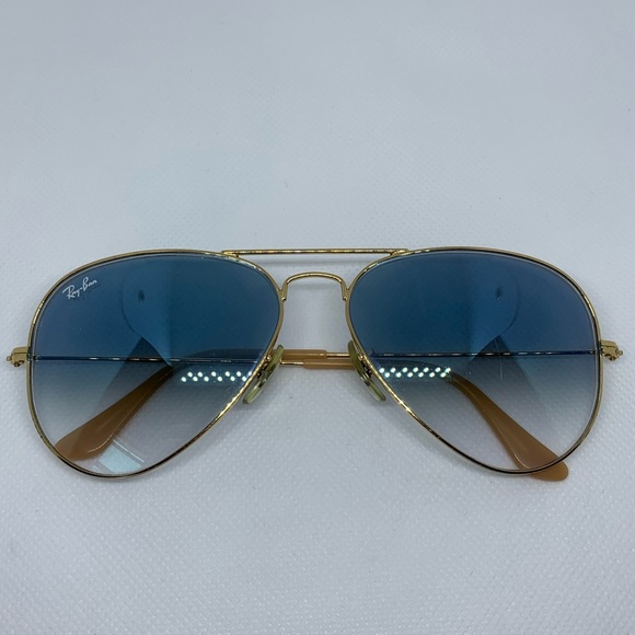 Ray-Ban | Aviator Blue Gradient Lenses in Gold - Picture 2 of 9
